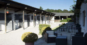 CHEVILLON ECURIES